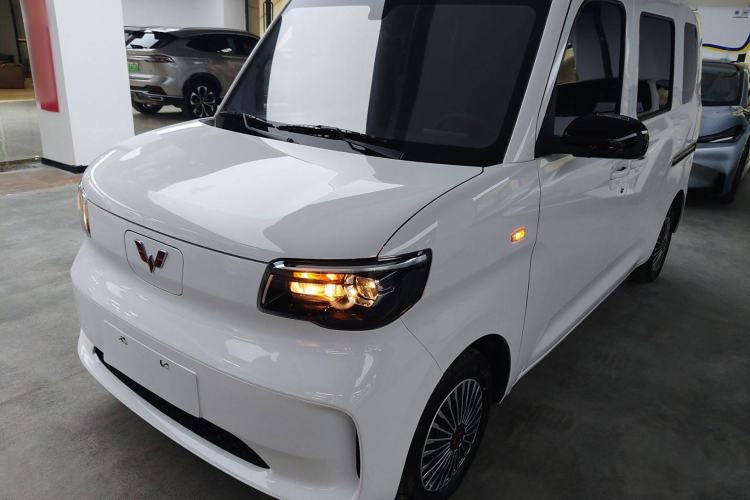 Used Wuling Zhiguang New Energy 2025 Standard Model