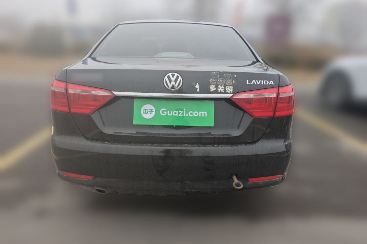 Used Volkswagen Lavida 2013 Revised Classic 1.6L Automatic Fashion Edition
