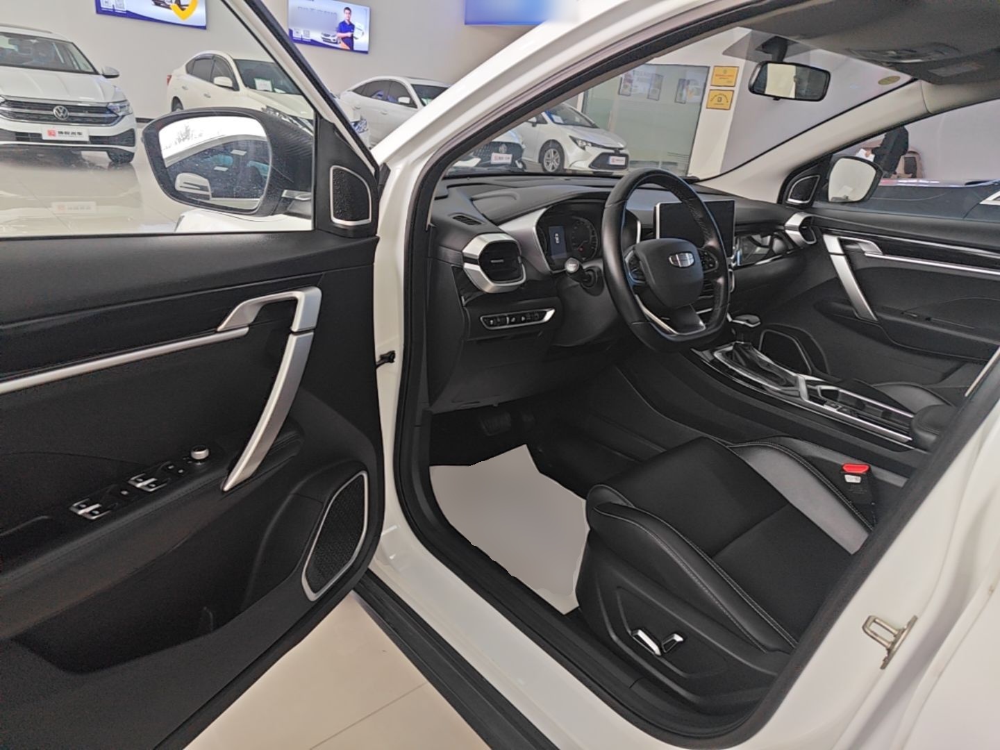 Geely Auto Coolray 2025 Model 1.5L CVT Superpower Edition MAX — снимка 18