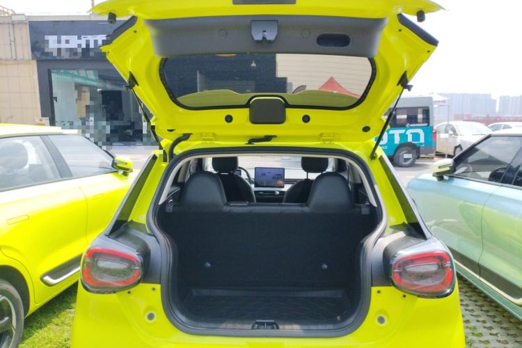 Used Dongfeng NAMMI 01 2024 430 Plus Smart+ Trunk