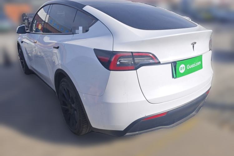 Used Tesla Model Y 2022 Rear-Wheel-Drive Version
