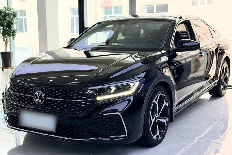 Used Volkswagen Passat 2023 330TSI Starry Elite Edition