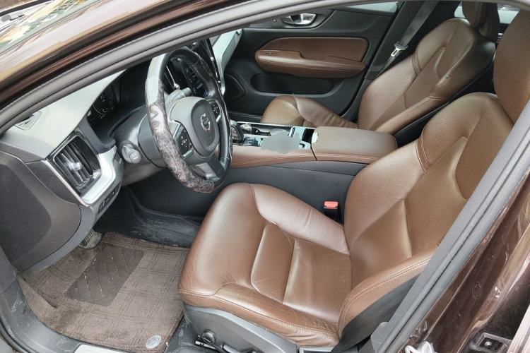 Used Volvo S60 New Energy 2020 T8 e-Drive Hybrid All-Wheel Drive Smart Luxury Edition Driver Seat