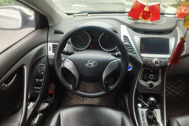 Used Hyundai Elantra (5th Generation / Langdong) 2015 1.6L Automatic Leading Model Steering Wheel