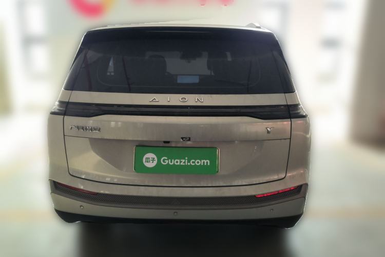 Used AION Y 2023 Younger