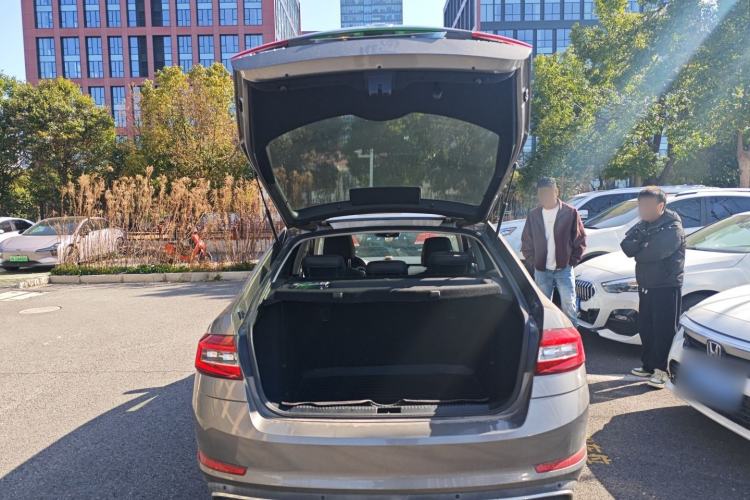 Used Skoda Octavia 2018 TSI280 DSG Luxury Edition
