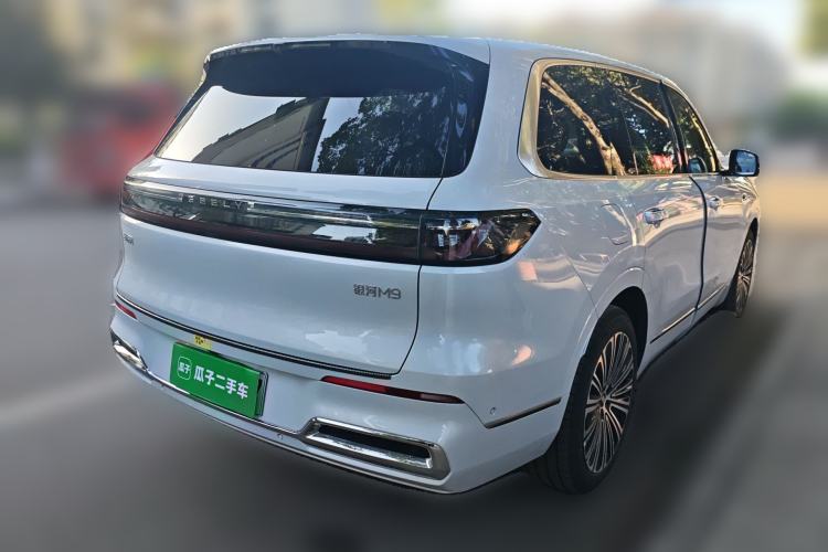 Used Geely Galaxy M9 2025 Model 210km Four-Wheel-Drive Leading Edition