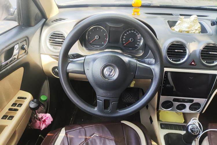 Used Volkswagen Lavida 2011 1.4 TSI Manual Prestige Edition
