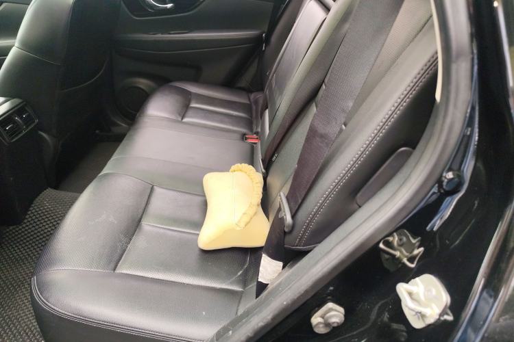 Used Nissan X-Trail 2020 2.0L XL ITS CVT 2WD SmartConnect Comfort Edition Left Rear Seat