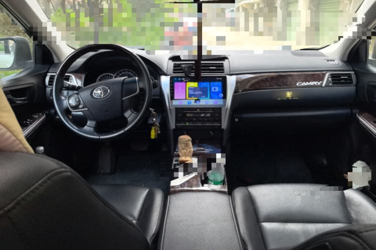 Used Toyota Camry 2015 2.0G Premier Edition Center Console