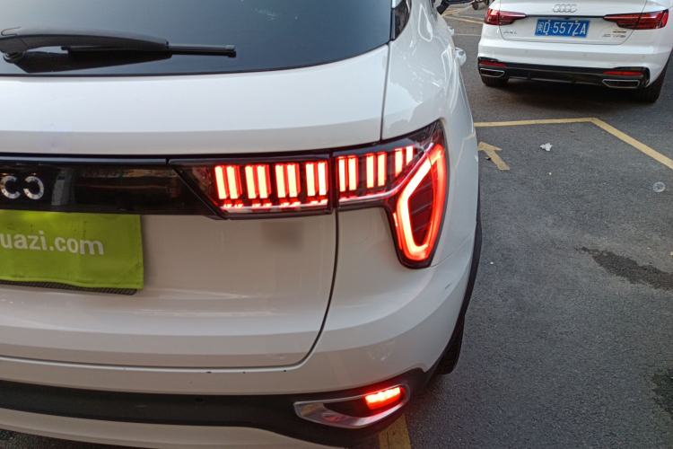 Used Lynk & Co 01 2019 2.0T Two-Wheel-Drive Pro Version China V Standard
