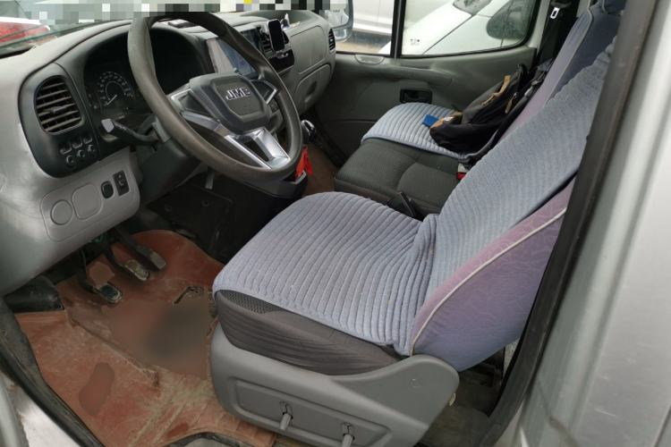 Used JMC Transit 2017 2.8T Commercial Version Short Wheelbase Mid-Roof 6/7/8-Seater JX493