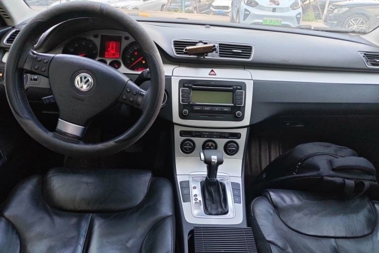 Used Volkswagen Magotan 2011 1.8TSI DSG Luxury Model