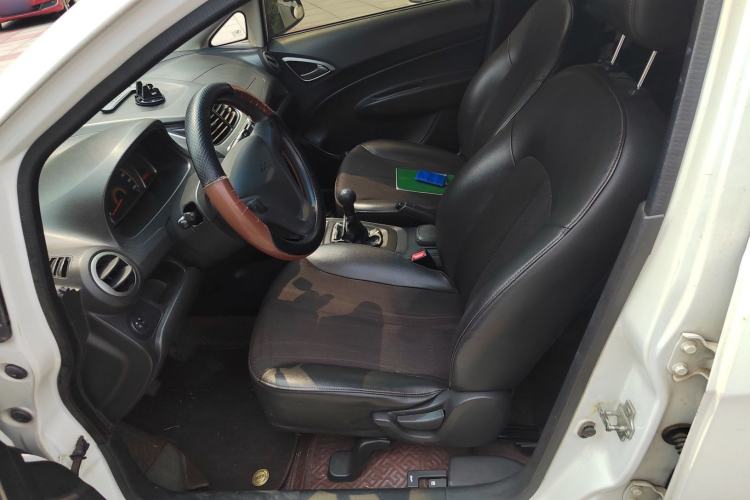 Used Chevrolet Sail 2013 Sedan 1.4L Manual Ideal Happiness Edition Left Front Seat