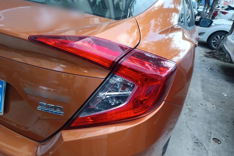 Used Honda Civic 2016 220TURBO CVT Luxury Edition
