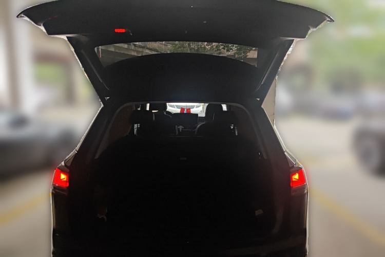 Used Volkswagen Tayron 2023 330TSI Two-Wheel-Drive Luxury Plus Advanced Version Trunk