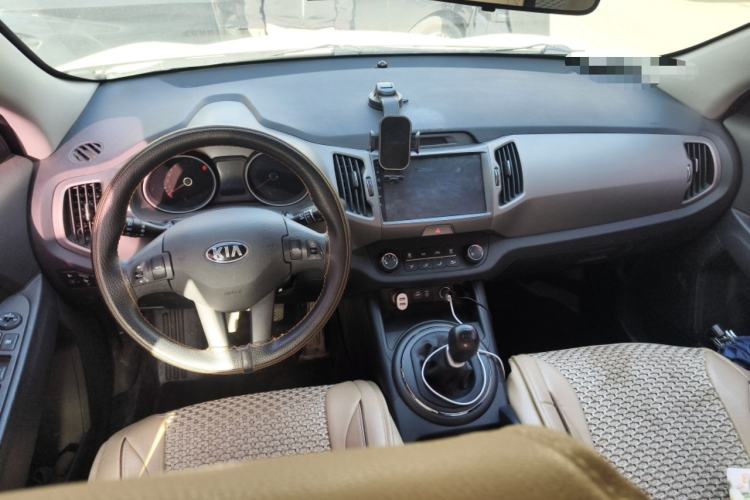 Used Kia Sportage R 2015 2.0L Manual Two-Wheel Drive GL Model
