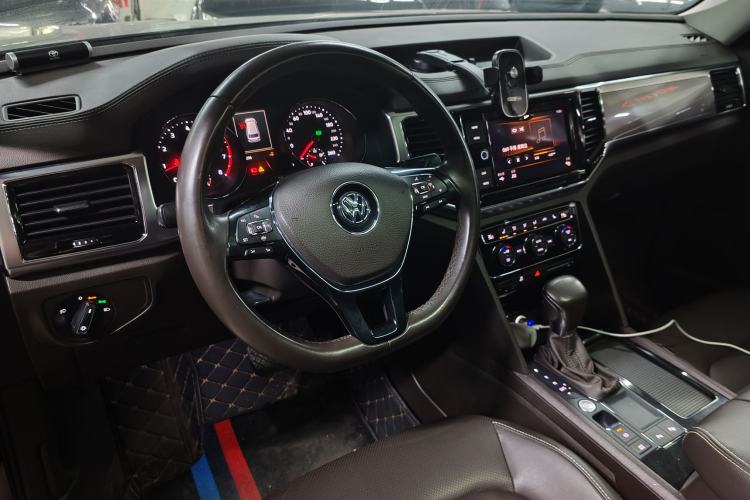 Used Volkswagen Teramont 2019 330TSI Two-Wheel-Drive Luxury Edition China VI Standard