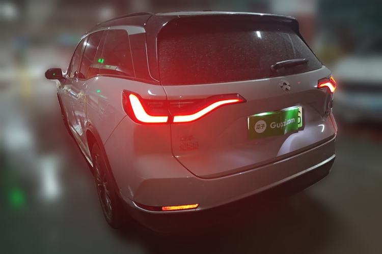 Used Nio ES8 2022 75 kWh Six-Seater Version Rear Left 45 Deg