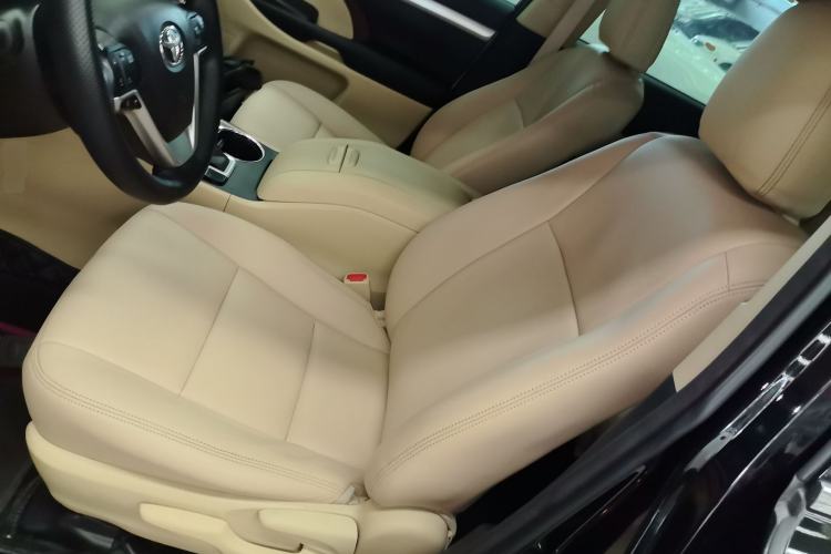 Used Toyota Highlander 2017 2.0T Two-Wheel Drive Elite Version 7 Seats