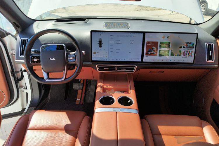 Used Li Auto L7 2023 Pro Model Center Console