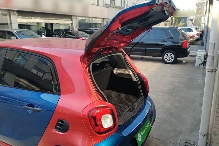 Used smart forfour 2016 1.0L 52 kW Dynamic Edition
