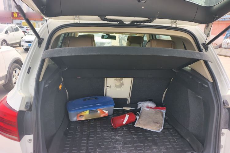 Used Volkswagen Tiguan L 2015 1.8TSI Automatic Two-Wheel Drive Luxury Model