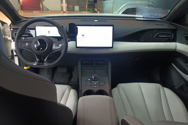 Used BYD Seal 06 New Energy 2024 DM-i 80KM Prestige Model Center Console