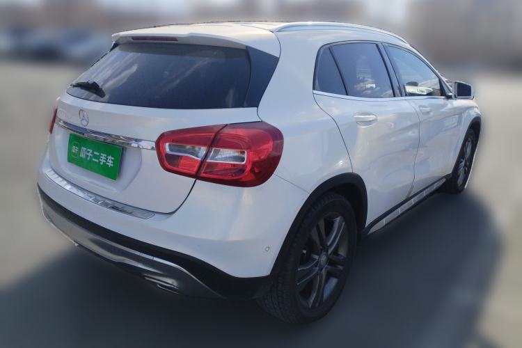 Used Mercedes-Benz GLA 2016 GLA 200 Sport Edition Rear Right 45 Deg