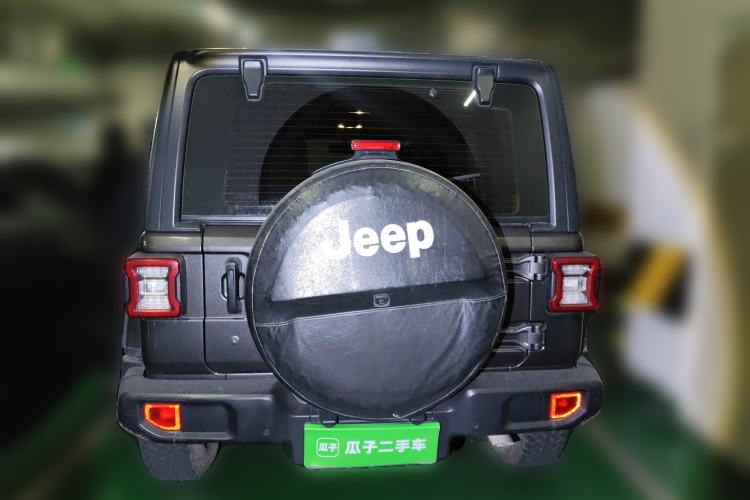 Used Jeep Wrangler 2019 2.0T Sahara 4-Door Version China V Standard
