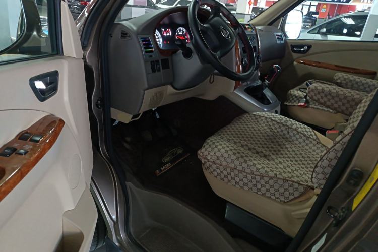 Used Foton Scenic G5 2023 2.0L Gasoline Commercial Version Passenger Van 7/9 Seats Model 1TZS