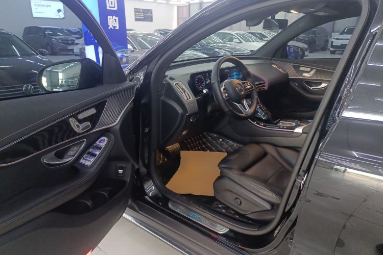Used Mercedes-Benz EQC 2021 EQC 350 4MATIC Interior 3