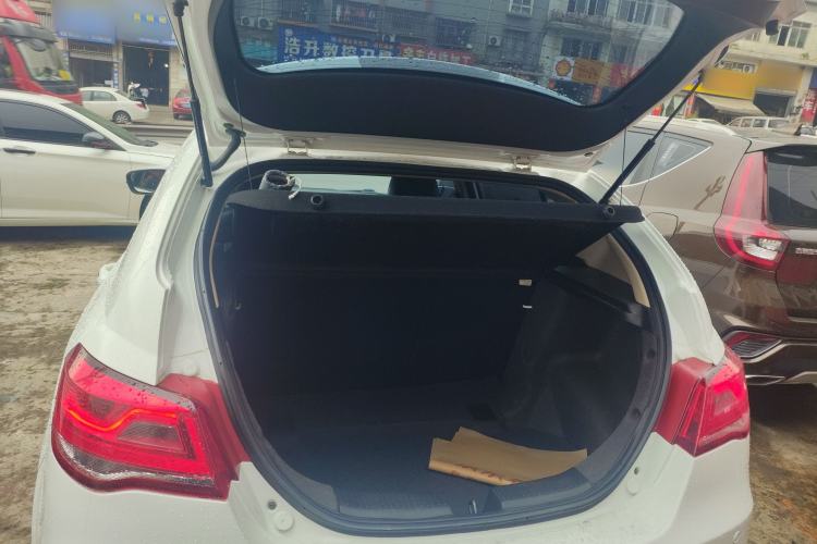 Used Geely Auto Emgrand 2017 Hatchback RS Million Edition 1.5L Manual Upward Version