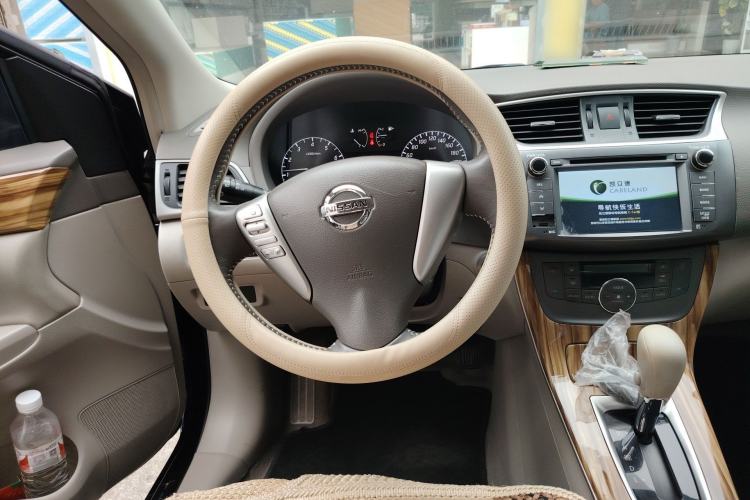 Used Nissan Sylphy 2014 1.6XV CVT Deluxe Edition Steering Wheel