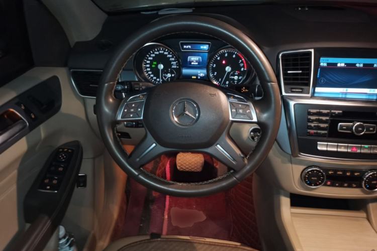 Used Mercedes-Benz M-Class 2014 ML 320 4MATIC