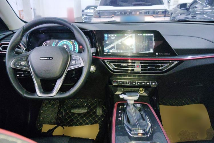 Used CHANGAN OSHAN X5 2021 1.5T DCT Prestige Edition Center Console