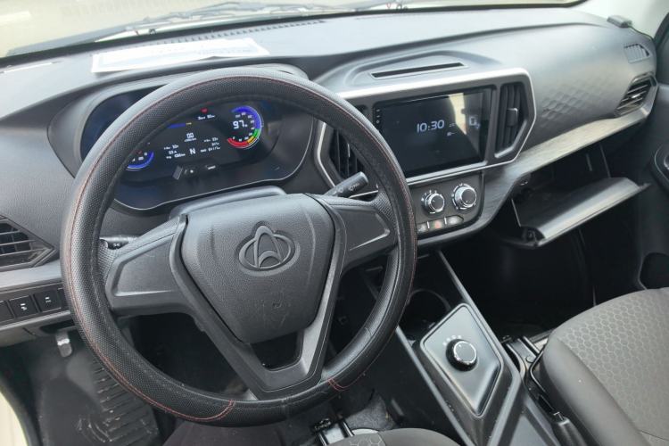 Used Chana Ruixing EM80 2025 Cargo Version Standard 2-Seater 300 km Side-Hinged Doors
