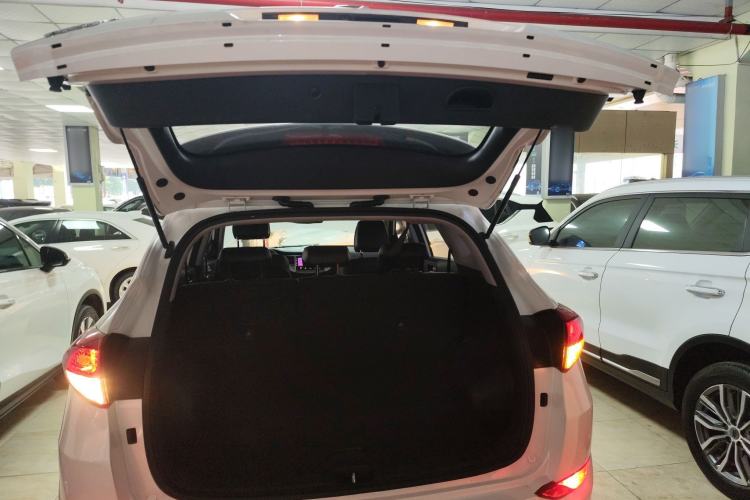 Used Hyundai Tucson 2015 1.6T Dual-Clutch Two-Wheel-Drive Smart Model