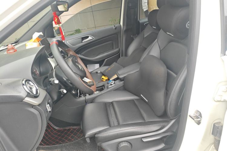 Used Mercedes-Benz B-Class 2019 B 200 Sport Edition Left Front Seat