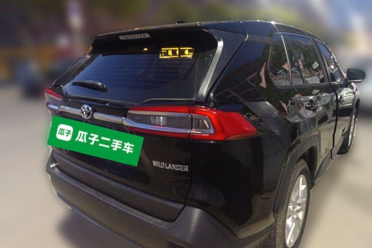 Used Toyota Wildlander 2022 Updated Version 2.0L CVT Two-Wheel Drive Leading Edition