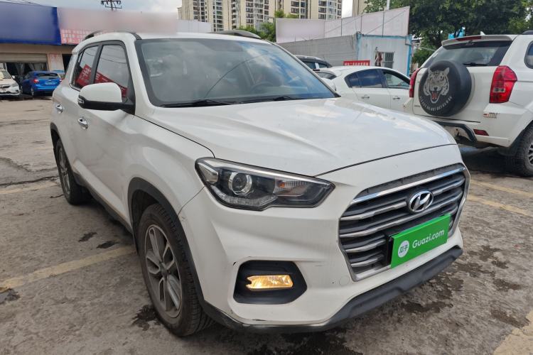 Used Hyundai ix35 2018 2.0L Automatic 2WD Zhiyong·Changxiang Edition Front Right 45 Deg