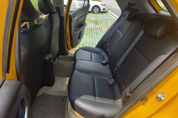 Used Kia kx1 Stonic 2021 1.4L CVT Sunroof Model