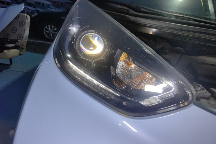 Used Chery Little Ant 2022 Sweet Pink Edition Half-Sugar Version Lithium Iron Phosphate 29.2 kWh 30 kW 301 km