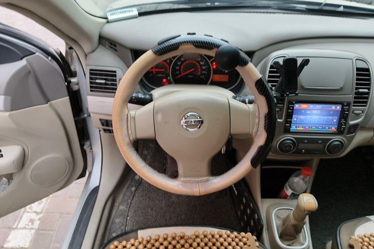 Used Nissan Sylphy 2012 Classic 1.6XE Manual Comfort Edition Steering Wheel