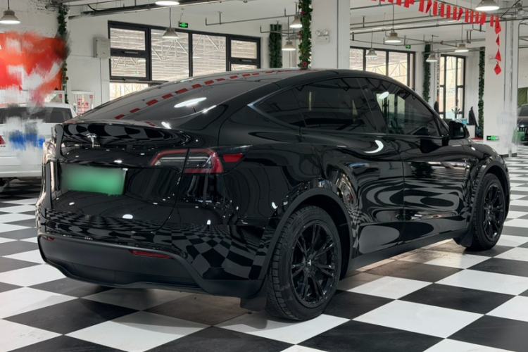 Used Tesla Model Y 2023 Rear-Wheel-Drive Version