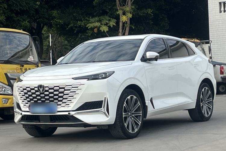 Used Changan UNI-K 2024 2.0T Two-Wheel Drive Global Edition