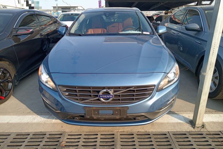 Used Volvo V60 2017 T5 Zhiya Edition China V Standard