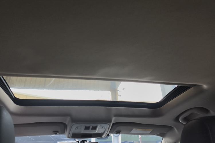 Used Buick Verano 2017 Sedan 20T Dual-Clutch Leading Model Headliner