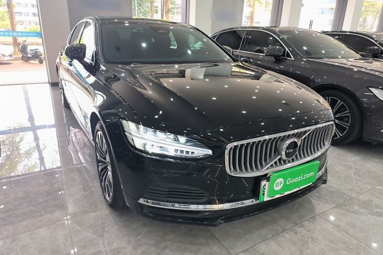 Used Volvo S90 New Energy 2024 Plug-in Hybrid Four-Wheel Drive Long-Range Zhiyi Luxury Edition Front Right 45 Deg