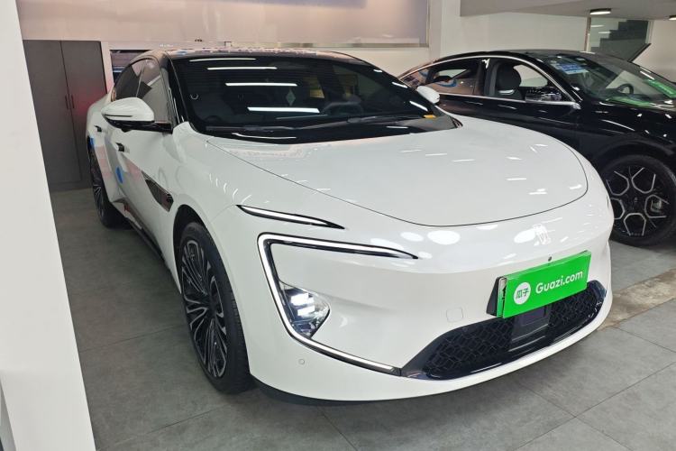 Used Avatr 12 2025 Ultra Extended-Range Edition
